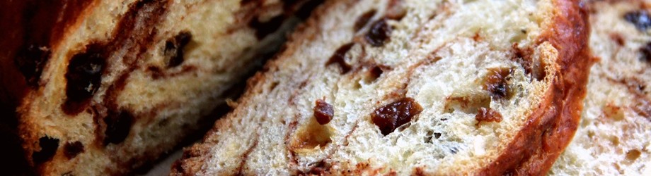 cinnamon raisin swirl bread. worth&nbsp;it.